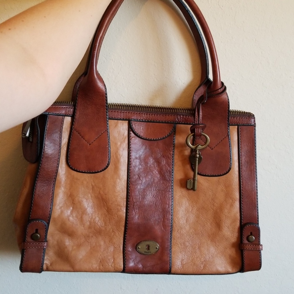 Large Vintage Style Fossil Handbag
